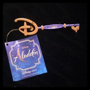 RARE Disney Aladdin key